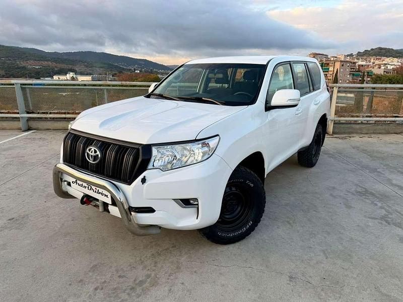 Usado Toyota Land Cruiser 177 CV (130 kW) 2020 Blanco SUV