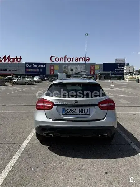 Usado Mercedes GLA200 136 CV (100 kW) 2016 Gris / plata SUV