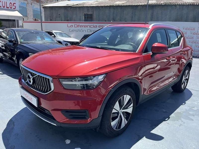 Rojo Usado 2021 Volvo XC40 Inscription SUV | 23.190 € (Super precio) - Imagen 1/4