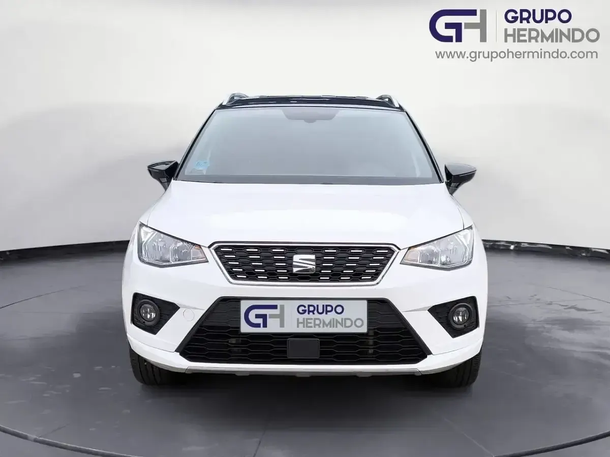 Usado Seat Arona Ecomotive 95 CV (69 kW) 2018 Blanco SUV