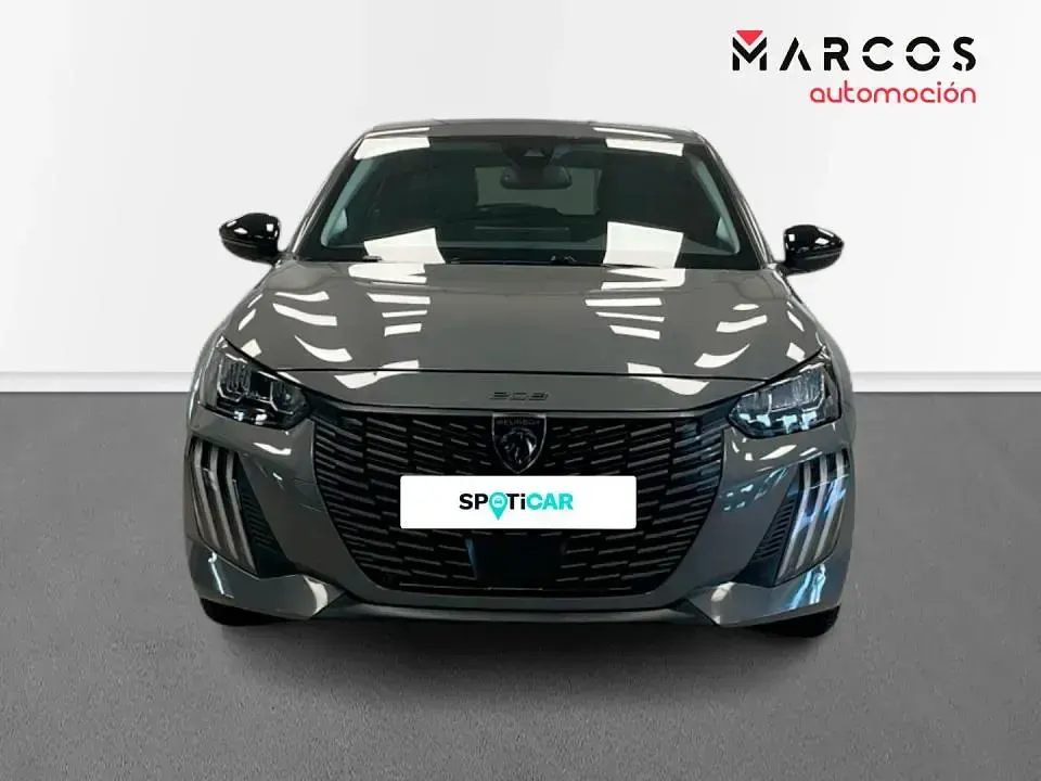 Usado Peugeot 208 Allure 100 CV (73 kW) 2025 Utilitario