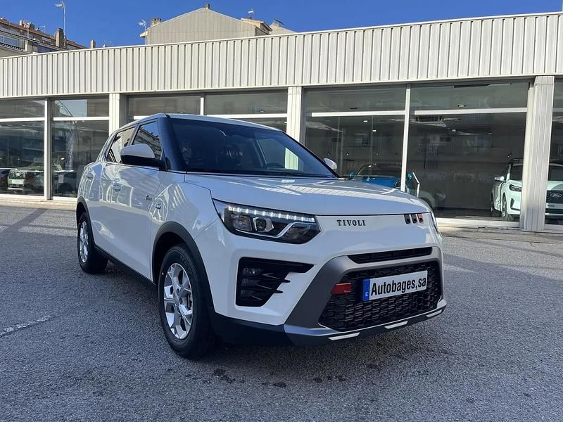 Nuevo SsangYong Tivoli 135 CV (99 kW) 2025 Blanco SUV