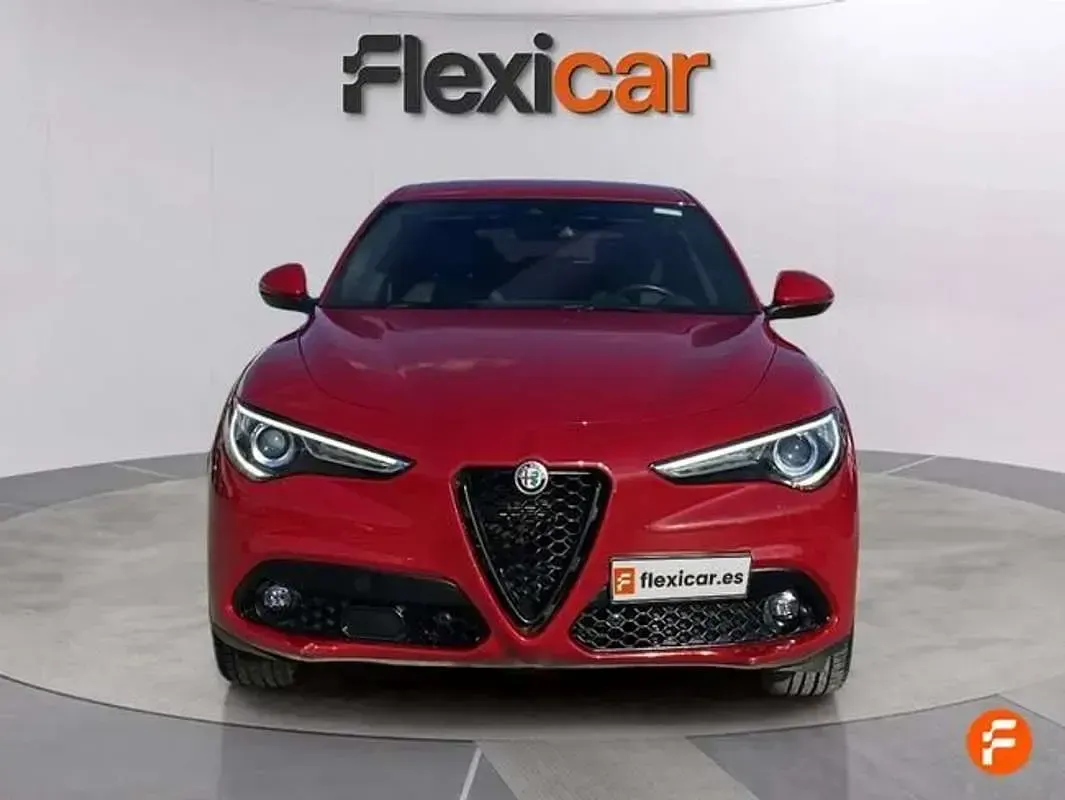 Usado Alfa Romeo Stelvio Sprint 162 CV (119 kW) 2022 Rojo SUV