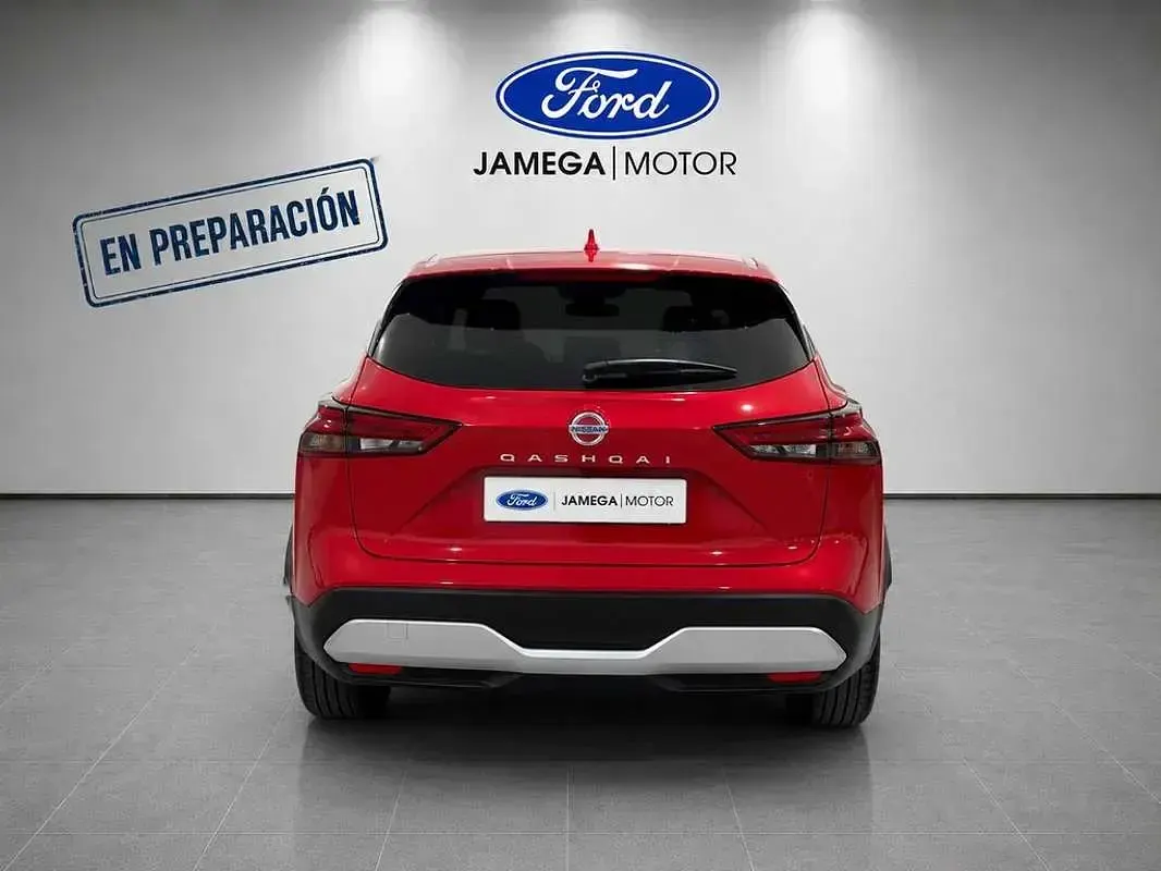 Usado Nissan Qashqai N-Connecta 139 CV (102 kW) 2021 Rojo SUV