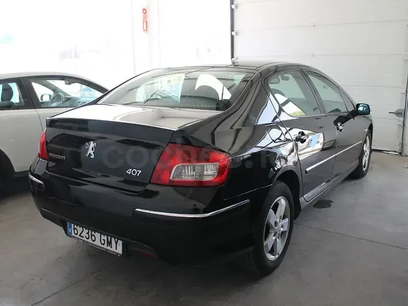 Usado Peugeot 407 Sport 110 CV (80 kW) 2009 Gris / plata Berlina