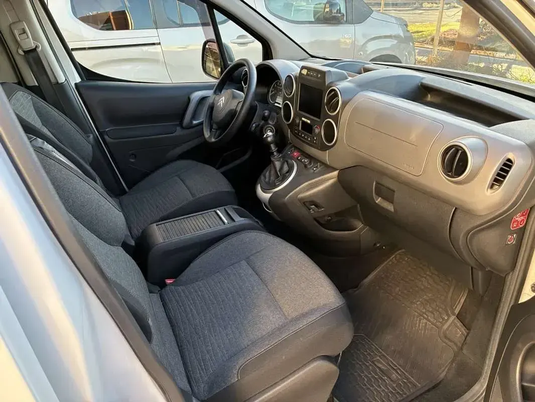 Usado Citroën e-Berlingo Feel 120 CV (88 kW) 2017 Blanco Monovolumen