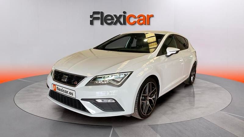 Usado Seat Leon FR 125 CV (91 kW) 2018 Blanco Berlina