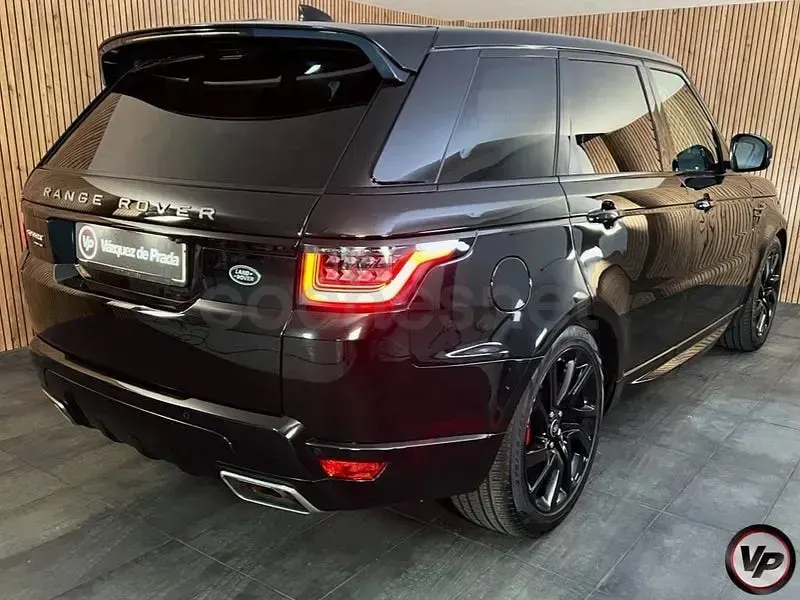 Usado Land Rover Range Rover Sport HSE Dynamic 400 CV (294 kW) 2020 Negro SUV