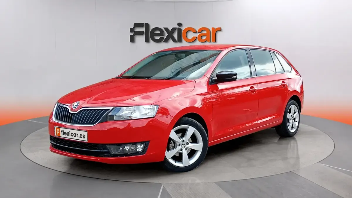 Usado Skoda Rapid Active 90 CV (66 kW) 2016 Rojo Utilitario
