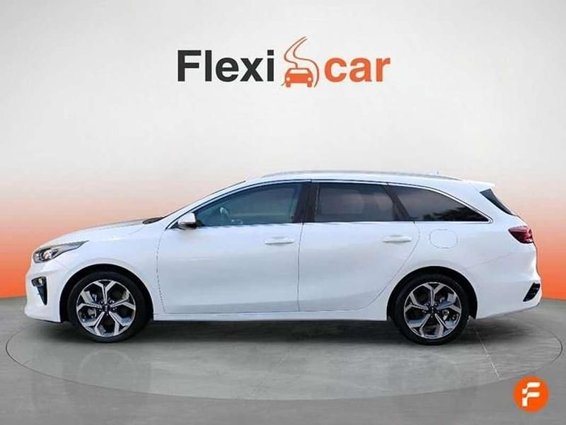 Usado Kia Ceed 136 CV (100 kW) 2021 Blanco Utilitario