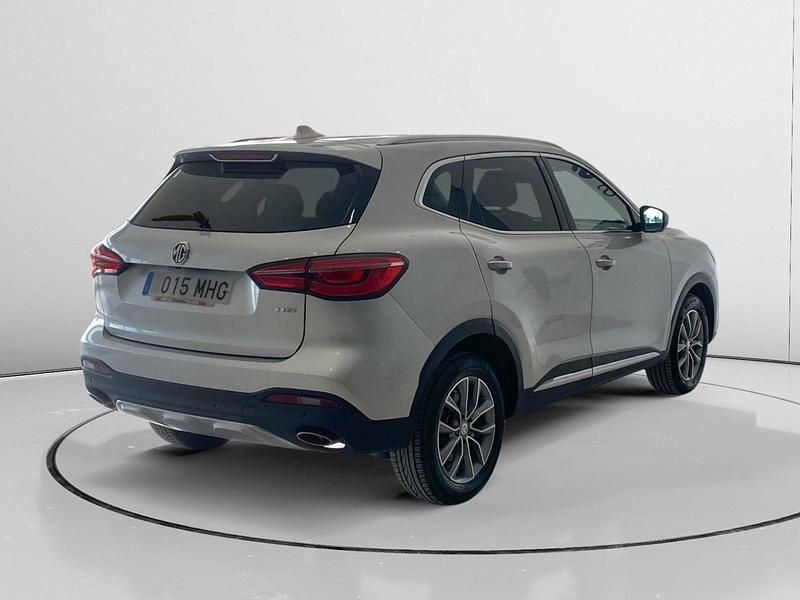 Begagnad MG HS Comfort 163 HK (119 kW) 2023 Grå SUV
