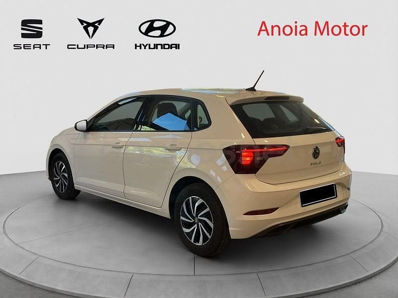Usado VW Polo Life 95 CV (69 kW) 2022 Blanco Utilitario