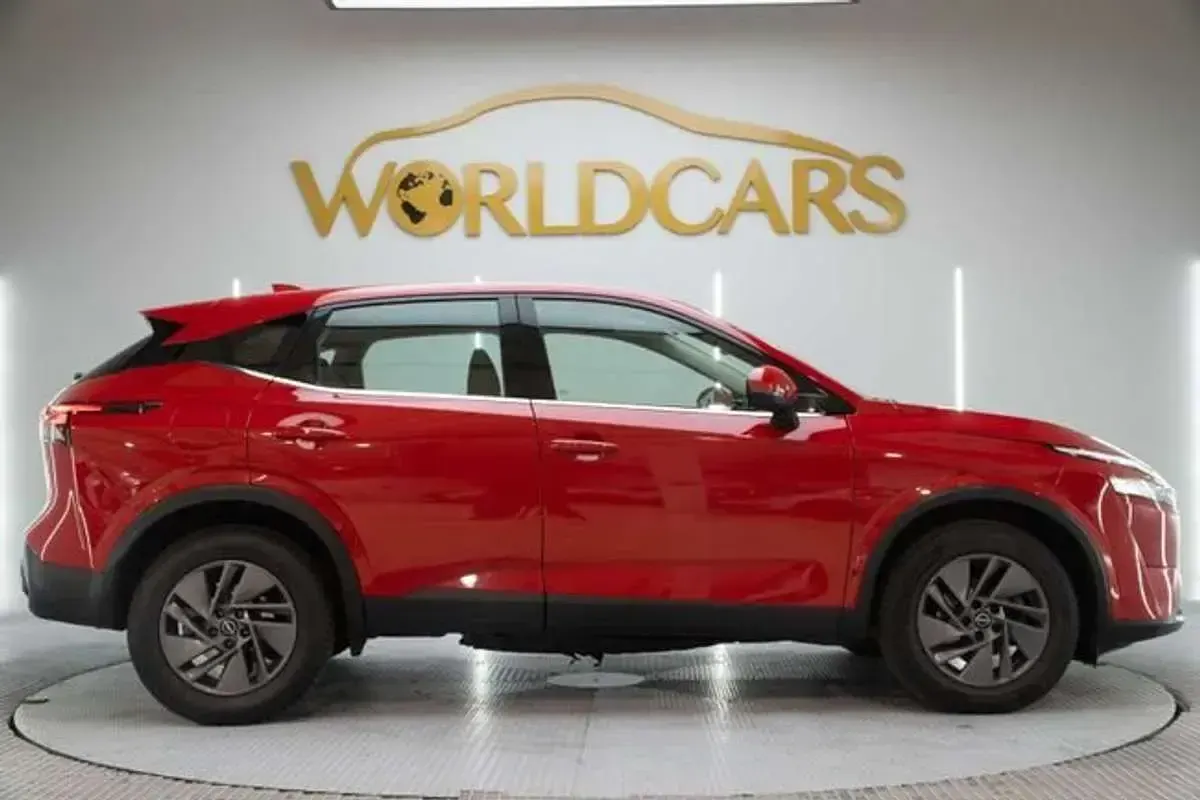 Usado Nissan Qashqai N-Connecta 140 CV (102 kW) 2022 Rojo SUV
