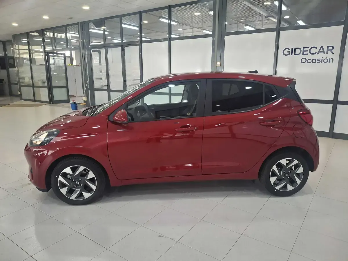 Nuevo Hyundai i10 67 CV (49 kW) 2025 Granate Utilitario