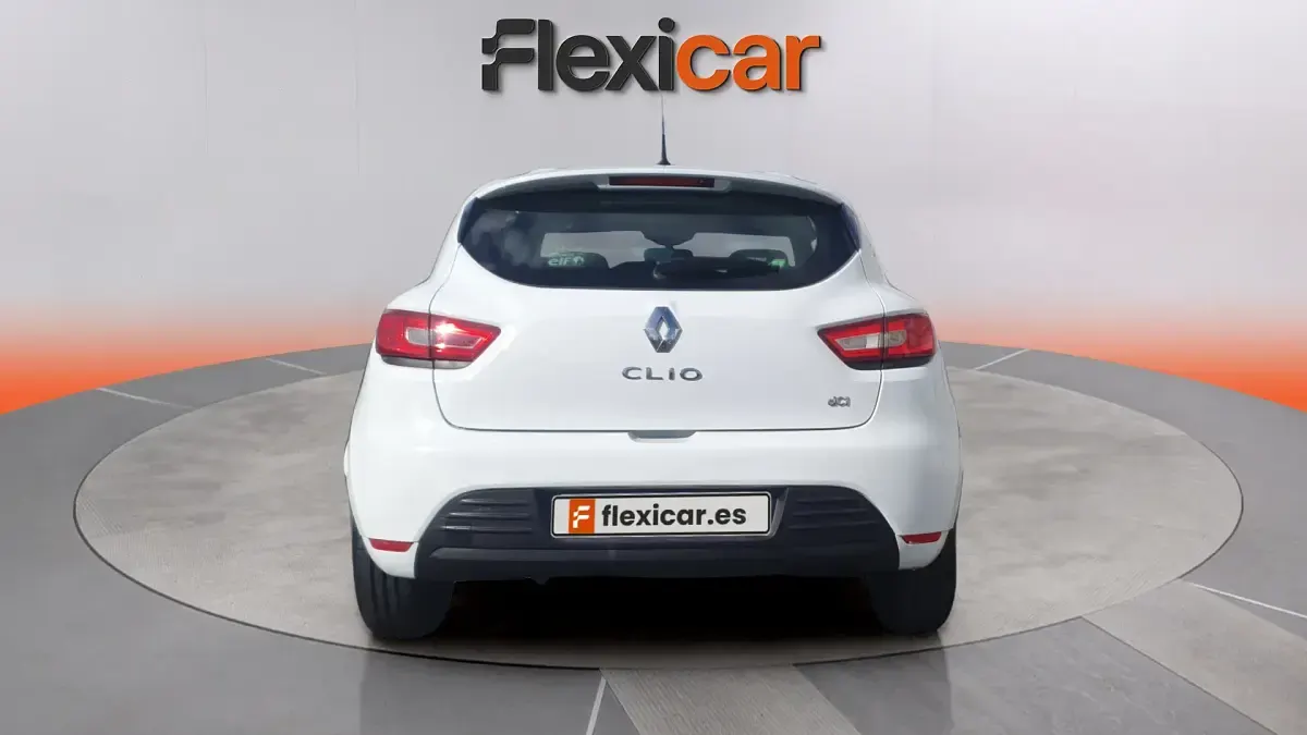 Usado Renault Clio IV Life 75 CV (55 kW) 2017 Blanco Berlina