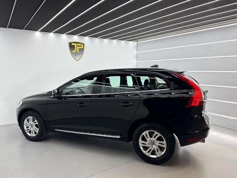 Usado Volvo XC60 Momentum 150 CV (110 kW) 2017 Negro SUV