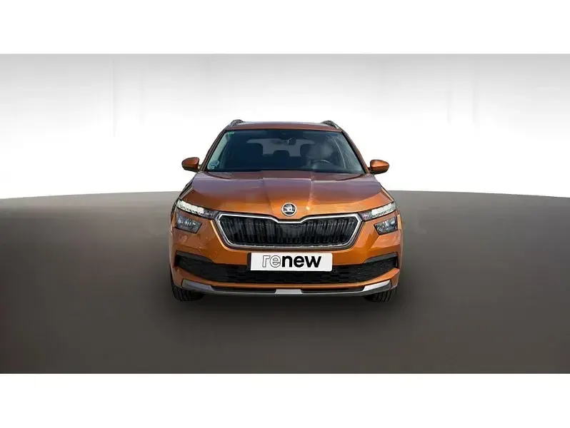 Usado Skoda Kamiq Ambition 110 CV (80 kW) 2022 Naranja SUV