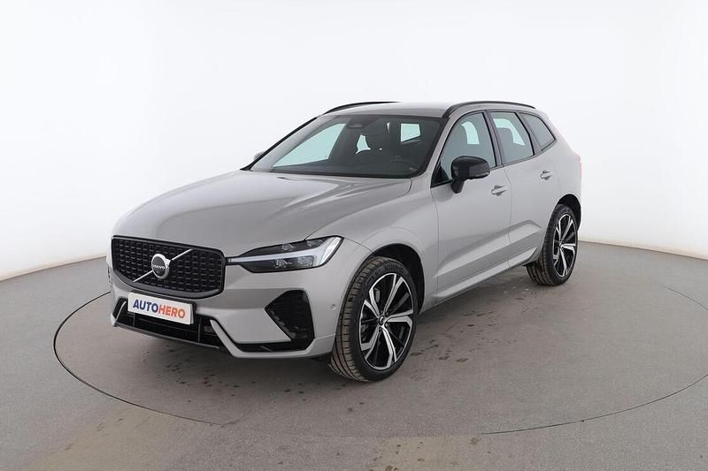 Gris Usado 2022 Volvo XC60 R-Design SUV | 39.299 € (Precio justo) - Imagen 1/3