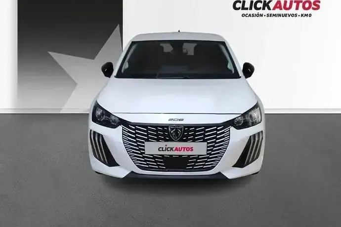 Usado Peugeot 208 Allure 100 CV (73 kW) 2025 Negro Utilitario