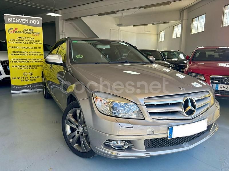 Beige Usado 2007 Mercedes C320 Avantgarde Berlina | 8500 € (Precio justo) - Imagen 1/4