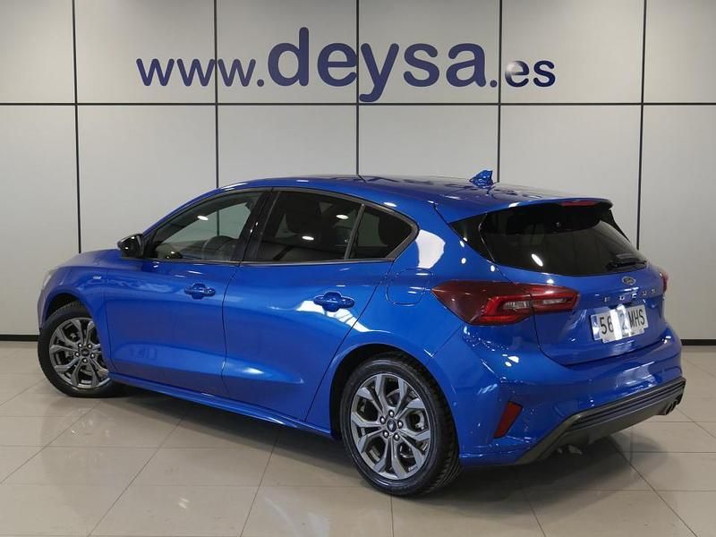 Usado Ford Focus ST-Line 125 CV (91 kW) 2023 Azul Berlina