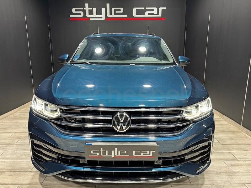 Usado VW Tiguan R-line 245 CV (180 kW) 2023 Azul SUV