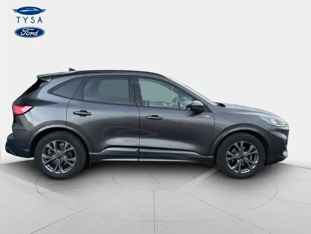 Usado Ford Kuga ST-Line 120 CV (88 kW) 2023 Gris SUV