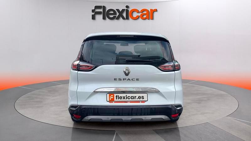 Usado Renault Espace Initiale Paris 160 CV (117 kW) 2017 Blanco Monovolumen