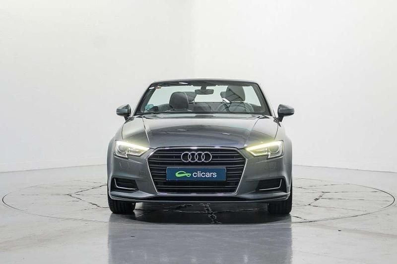 Usado Audi A3 Cabriolet Design 116 CV (85 kW) 2017 Gris Descapotable