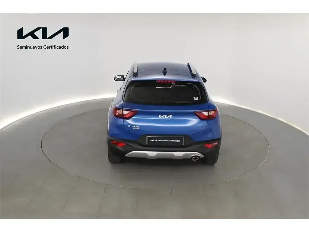Usado Kia Stonic 100 CV (73 kW) 2025 Azul SUV
