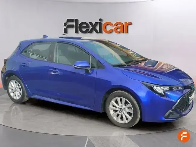 Używany Toyota Corolla Active 140 KM (102 kW) 2024 Niebieski