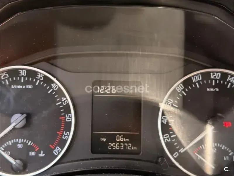 Usado Skoda Octavia Ambition 105 CV (77 kW) 2013 Blanco Berlina