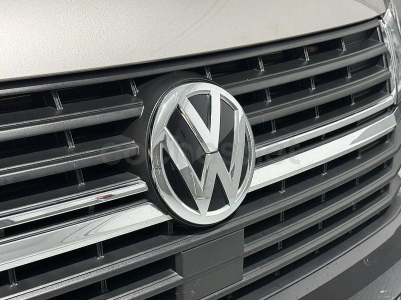 Usado VW Multivan 150 CV (110 kW) 2021 Negro Van