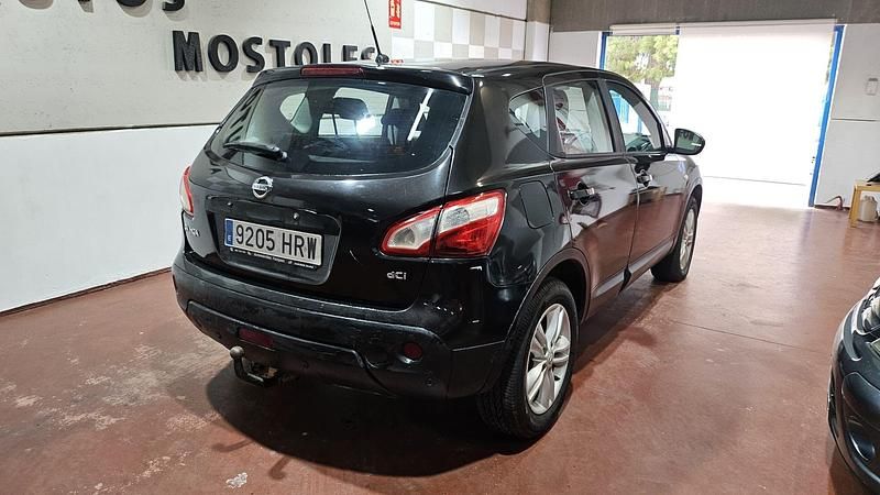 Usado Nissan Qashqai Visia 110 CV (80 kW) 2013 Negro SUV