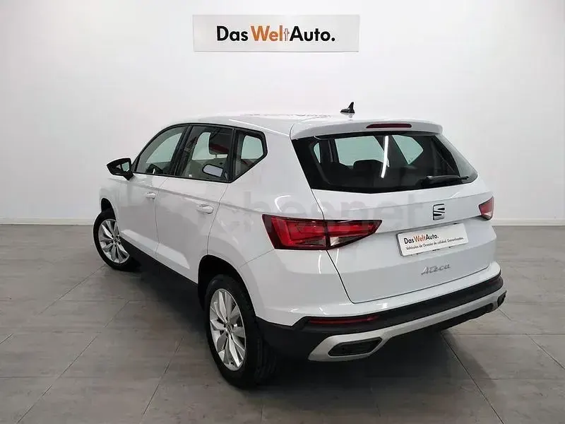 Usado Seat Ateca Style 110 CV (80 kW) 2023 Blanco SUV