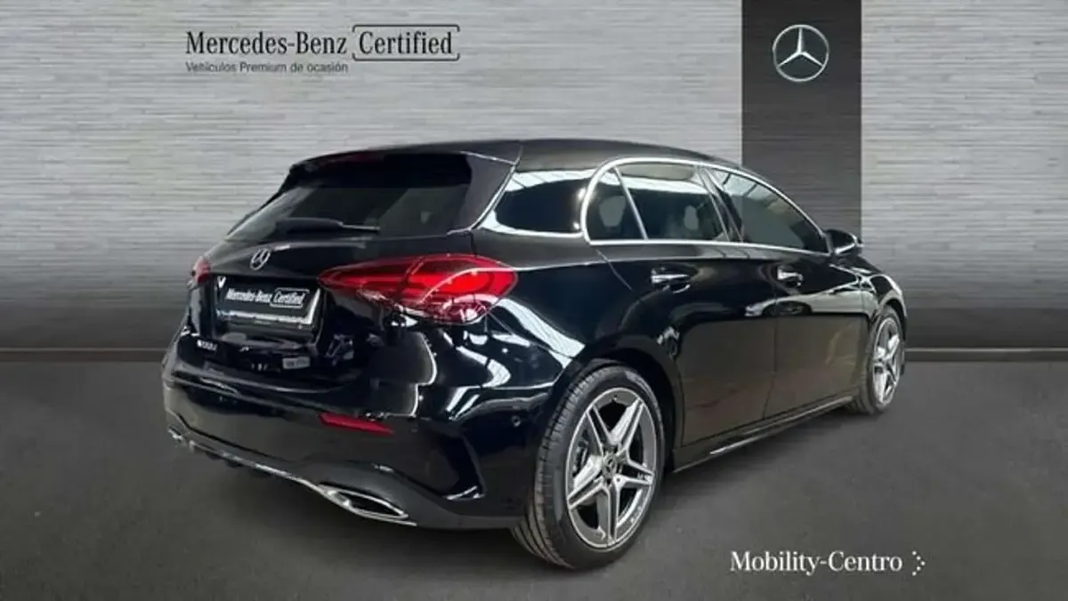 Usado Mercedes A200 150 CV (110 kW) 2024 Negro Berlina