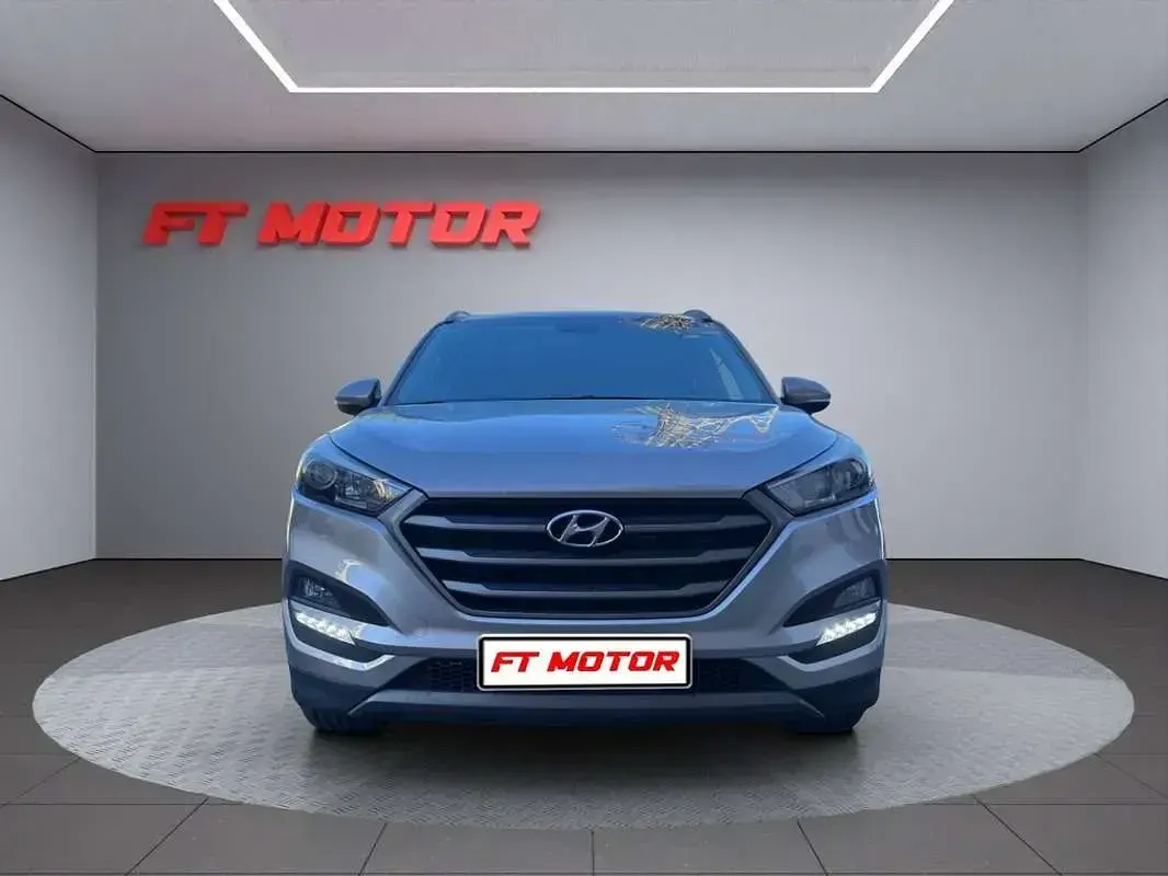Usado Hyundai Tucson 114 CV (83 kW) 2016 Beige SUV