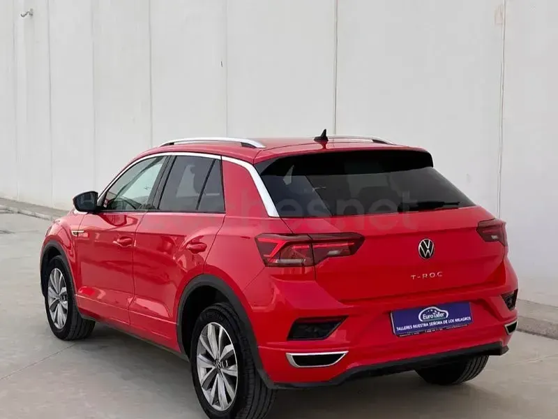 Usado VW T-Roc Advance 110 CV (80 kW) 2022 Granate SUV