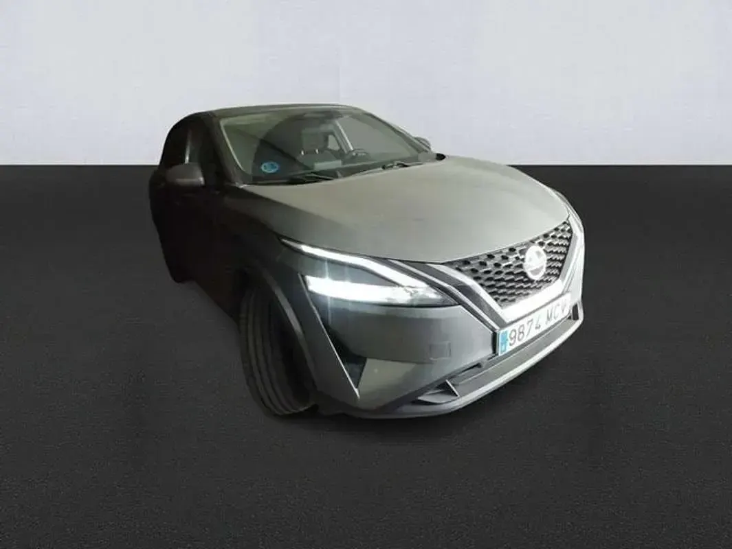Usado Nissan Qashqai Acenta 158 CV (116 kW) 2022 Gris SUV