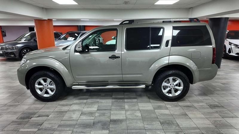 Usado Nissan Pathfinder 190 CV (139 kW) 2012 Beige SUV