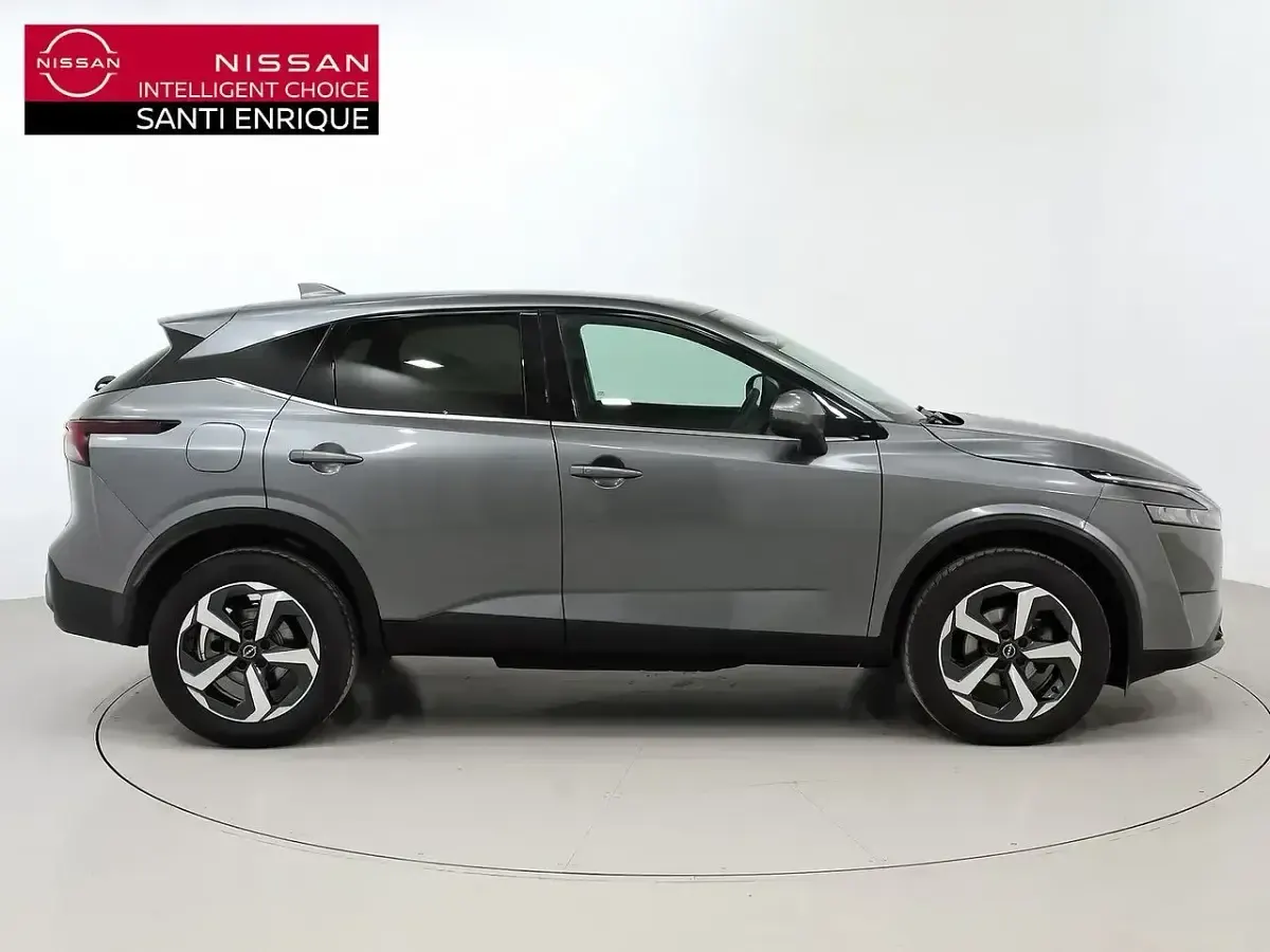 Usado Nissan Qashqai N-Connecta 158 CV (116 kW) 2023 Gris SUV