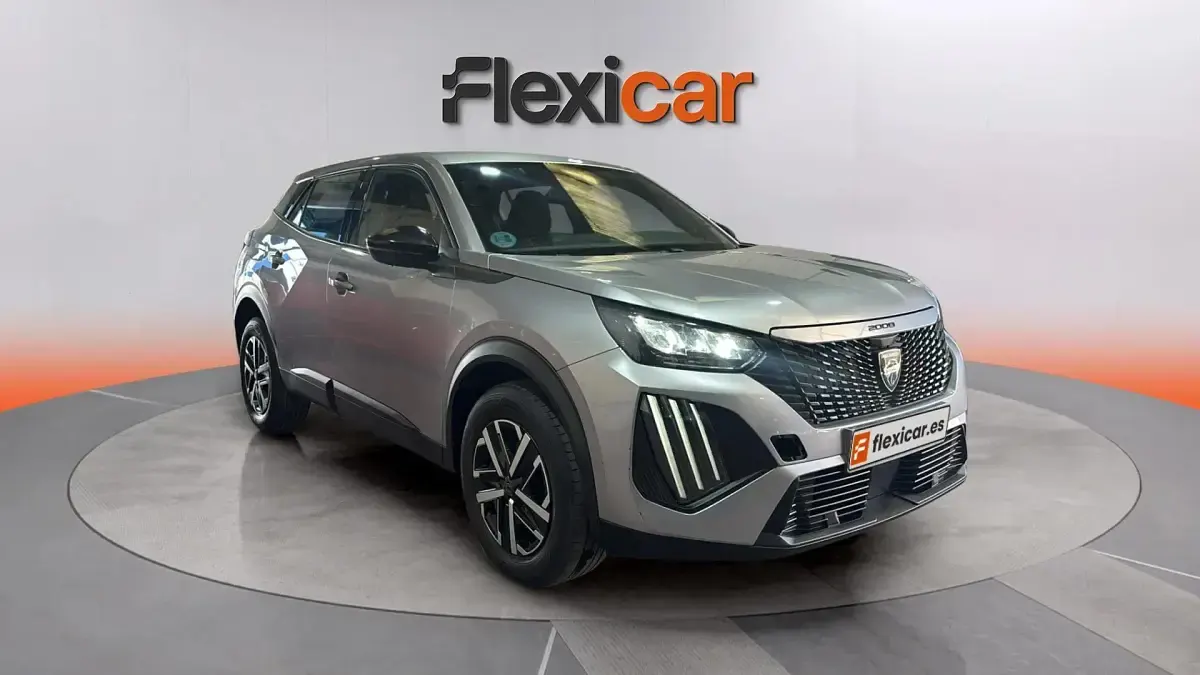 Usado Peugeot 2008 Active 101 CV (74 kW) 2023 SUV