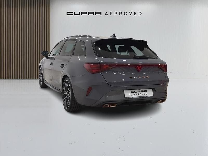 Usado Cupra Leon 204 CV (150 kW) 2025 Gris Familiar