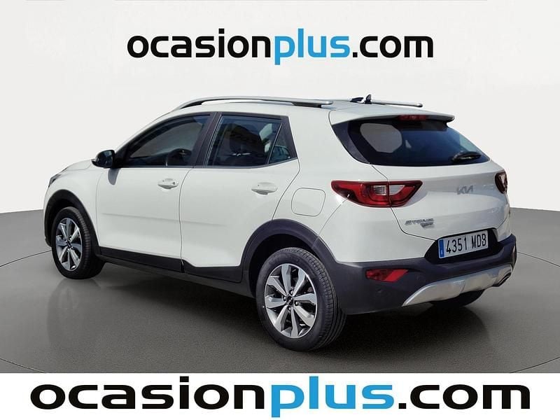 Usado Kia Stonic 100 CV (73 kW) 2022 Blanco SUV