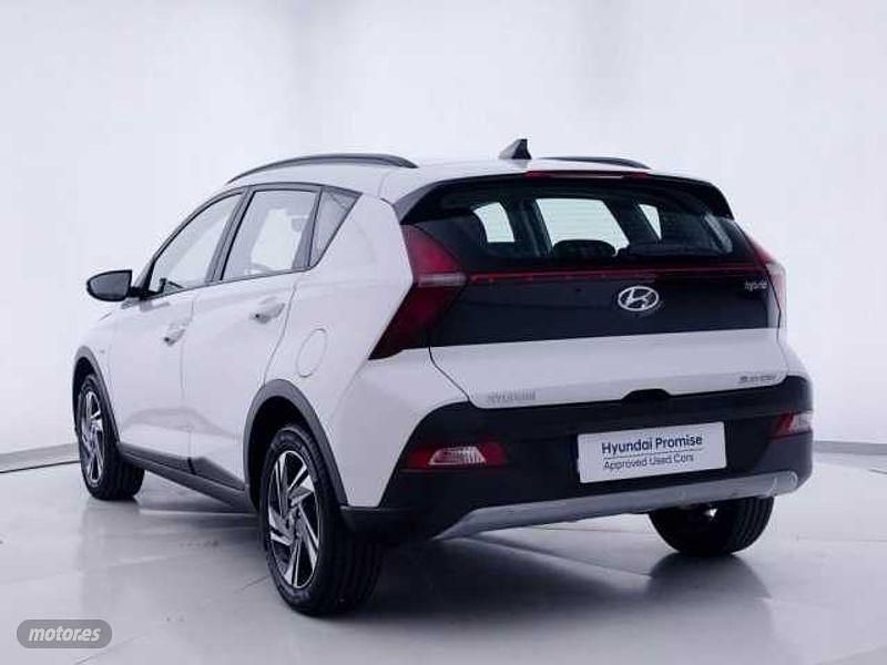 Usado Hyundai Bayon 99 CV (72 kW) 2023 Atlas white SUV