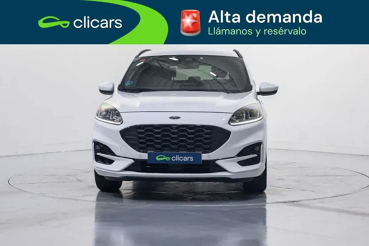Usado Ford Kuga ST-Line 190 CV (139 kW) 2021 Blanco SUV