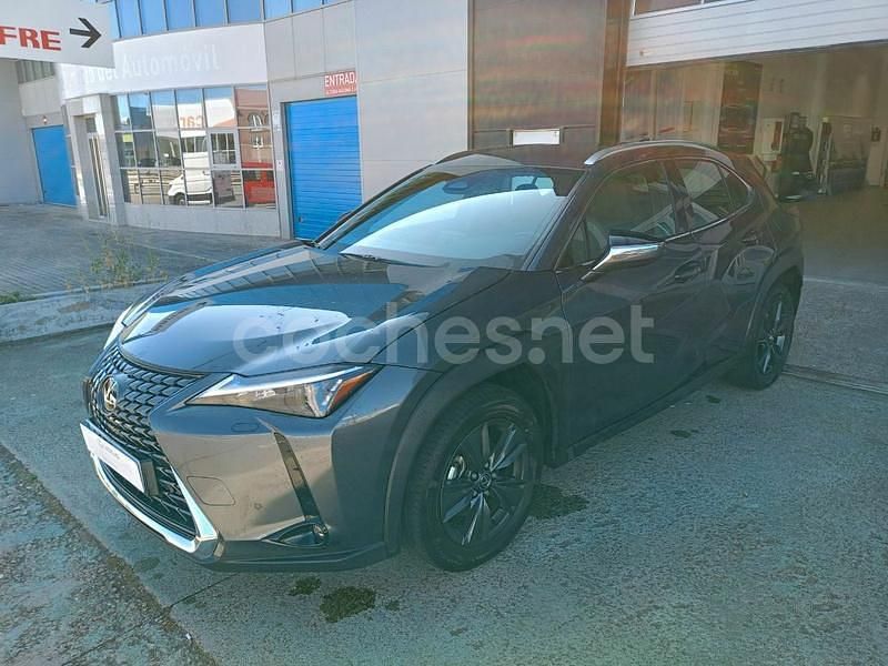 Gris / plata Usado 2024 Lexus UX SUV | 34.890 € - Imagen 1/4