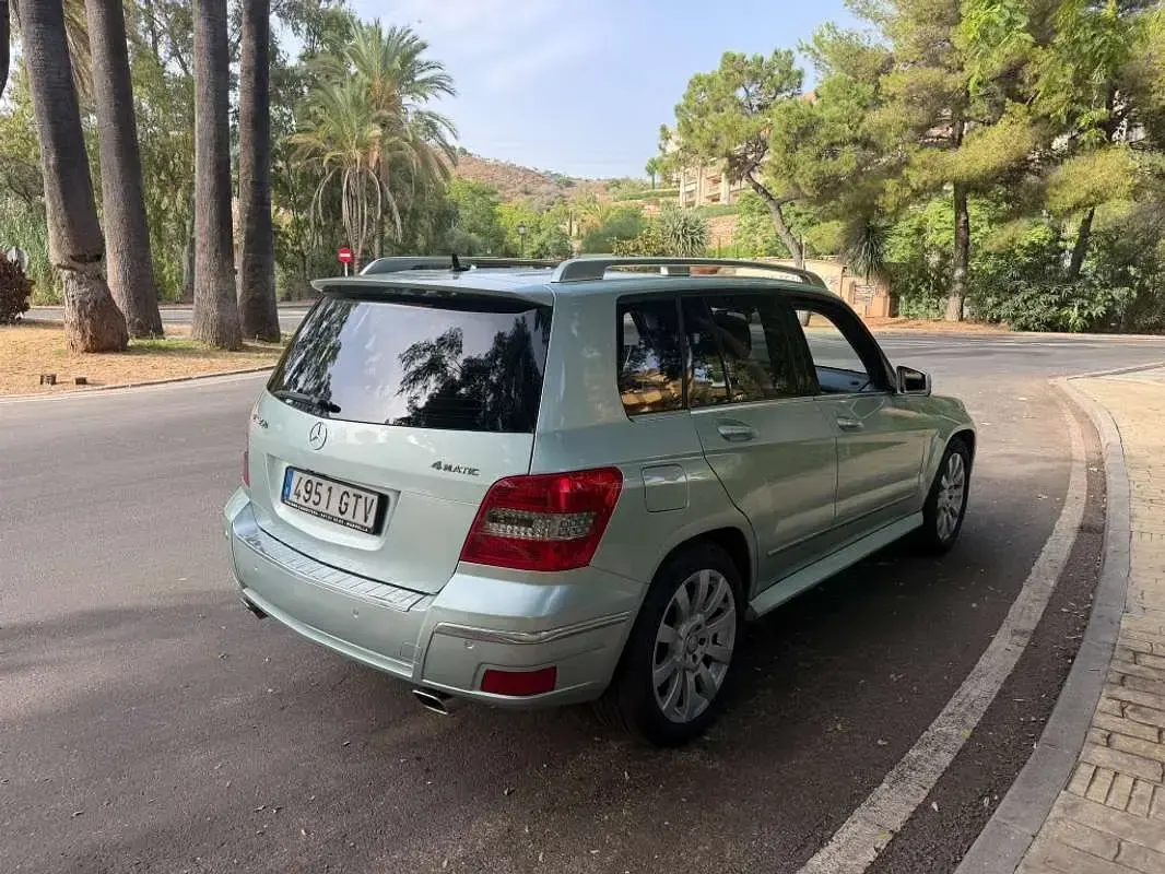 Usado Mercedes GLK350 272 CV (200 kW) 2010 Verde SUV