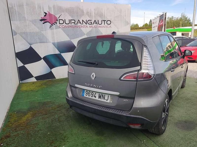 Usado Renault Scénic III Bose Edition 131 CV (96 kW) 2014 Monovolumen