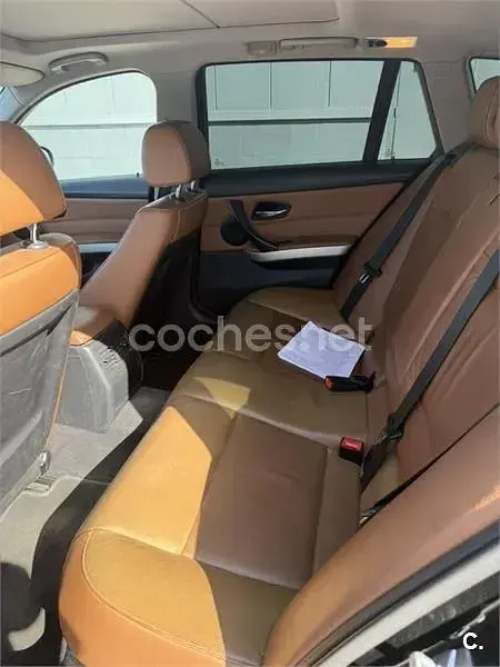 Usado BMW 320 Efficient Dynamics 163 CV (119 kW) 2012 Negro Familiar
